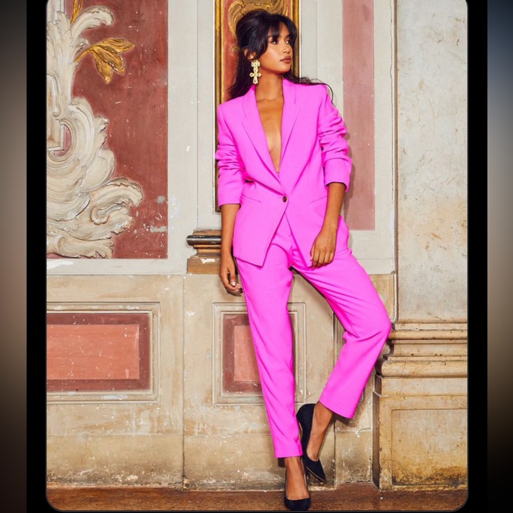 NEW NWT HOUSE OF CB Dawna Crepe Trousers In Electric Pink